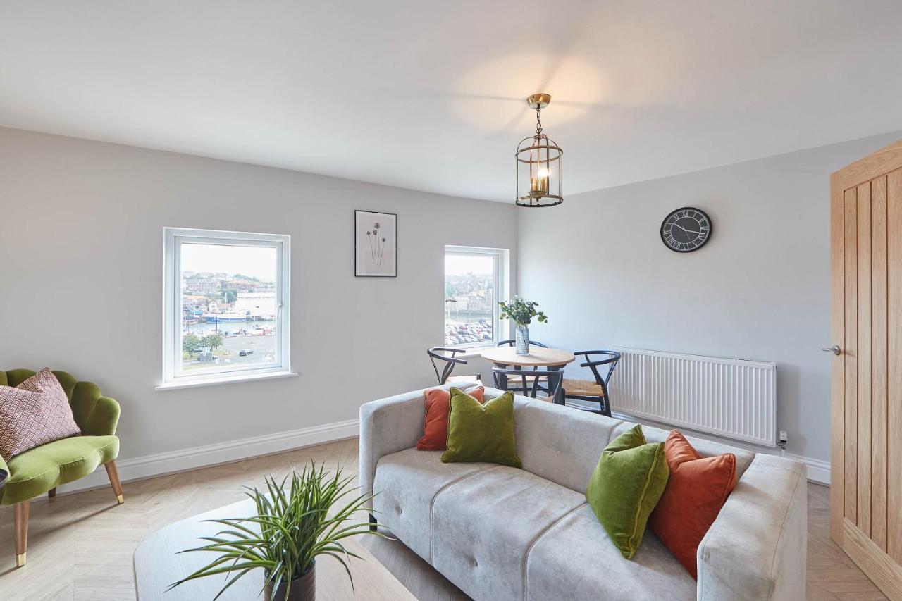 Host & - Heights Apartment *